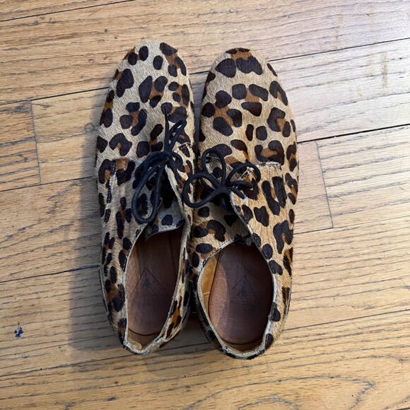 John Fluevog Shoes - John Fluevog Leopard Print Hair Radio's Women's  8
